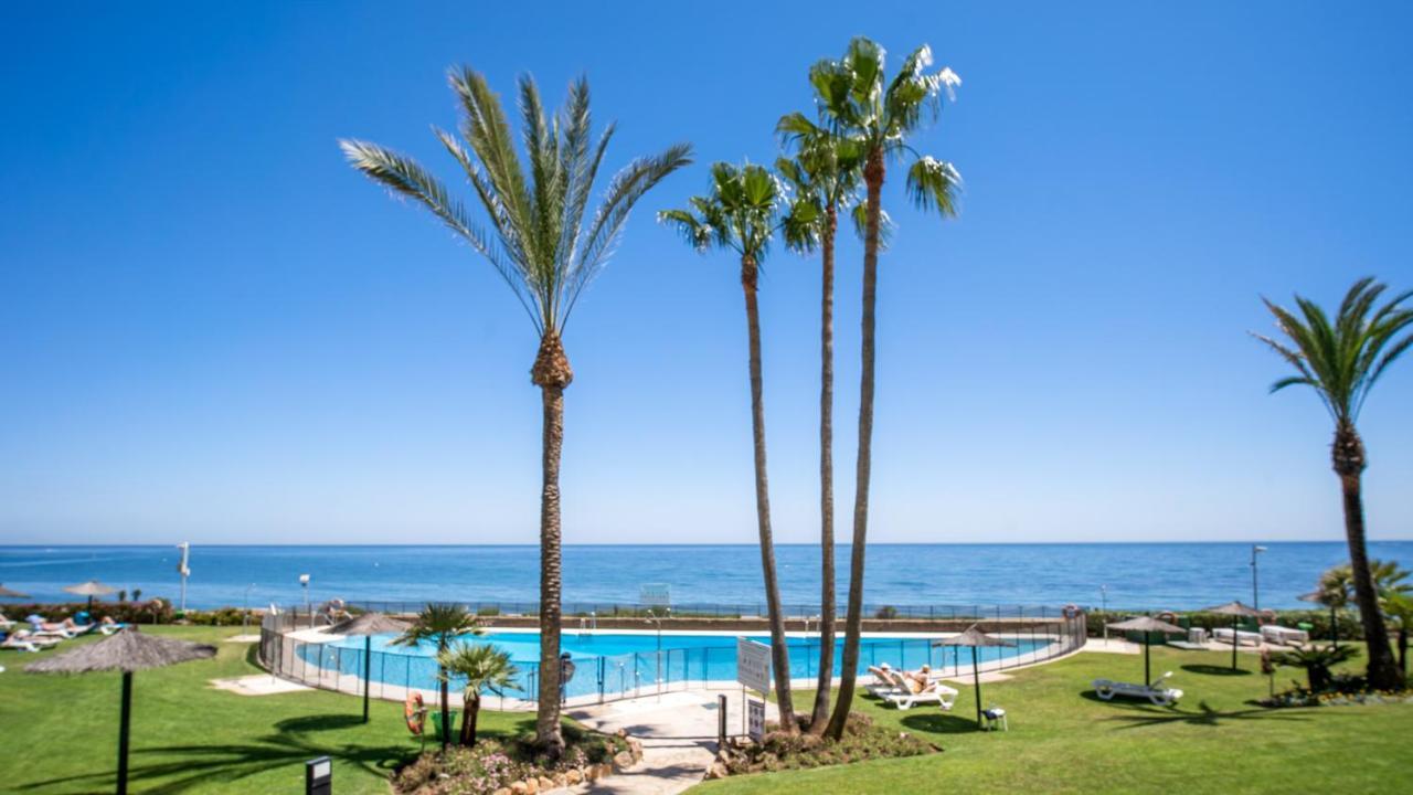Beach-Line Apartment With 3 Bedrooms In エステポナ エクステリア 写真